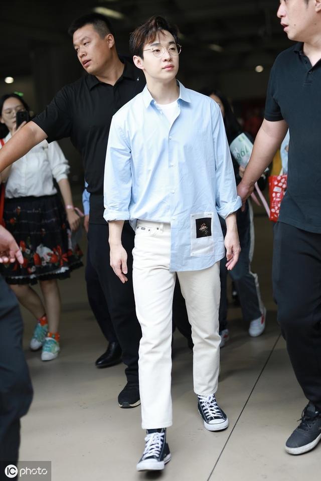 刘宪华新的综艺节目,刘宪华新年照