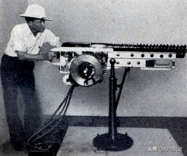 美军二战m3榴弹炮,二战美军榴弹炮盘点