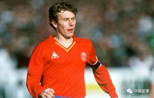 足坛十大巨星,西班牙足球十大巨星