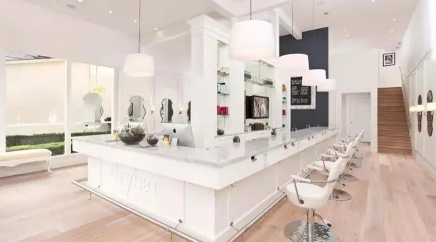 直播行业的崛起实体店该何去何从,网红直播卖货和实体店未来趋势