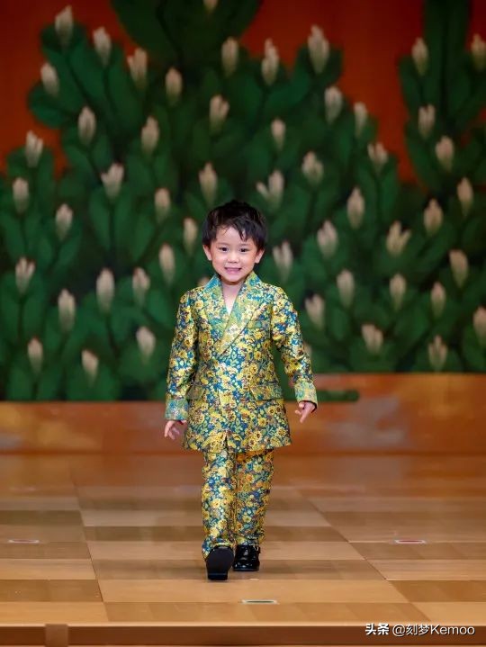 北美国际时装周儿童秀场,国潮时装周儿童