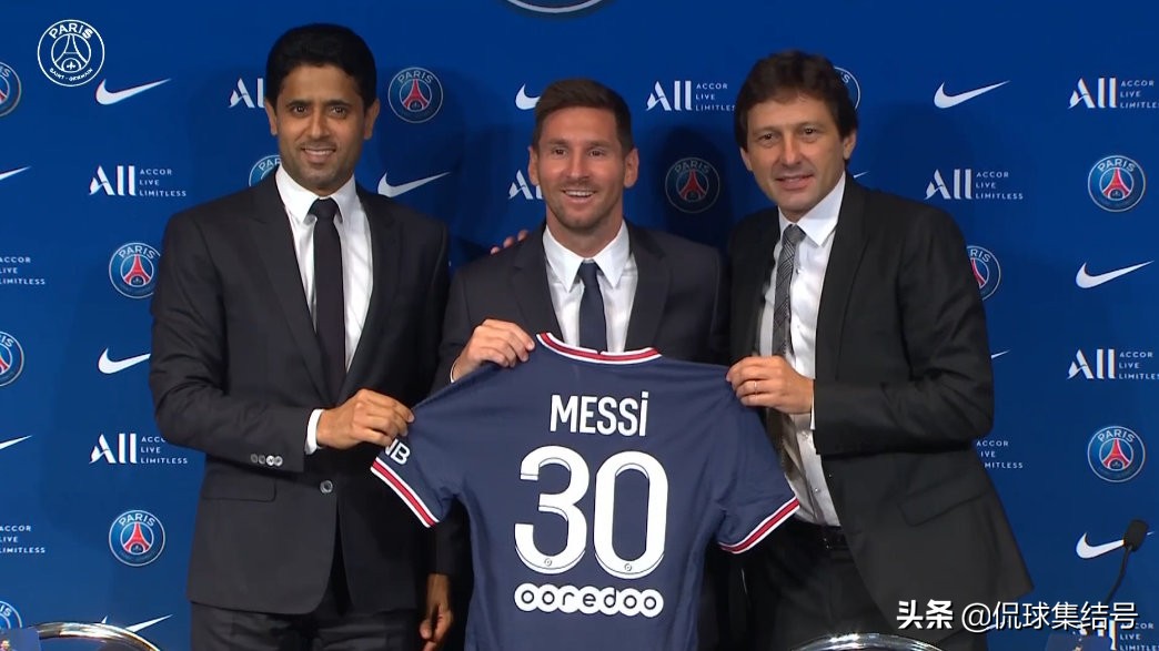 太欺负人!粉丝团疯狂示好+恳求巴黎大佬签C罗,后者“戴帽”回应