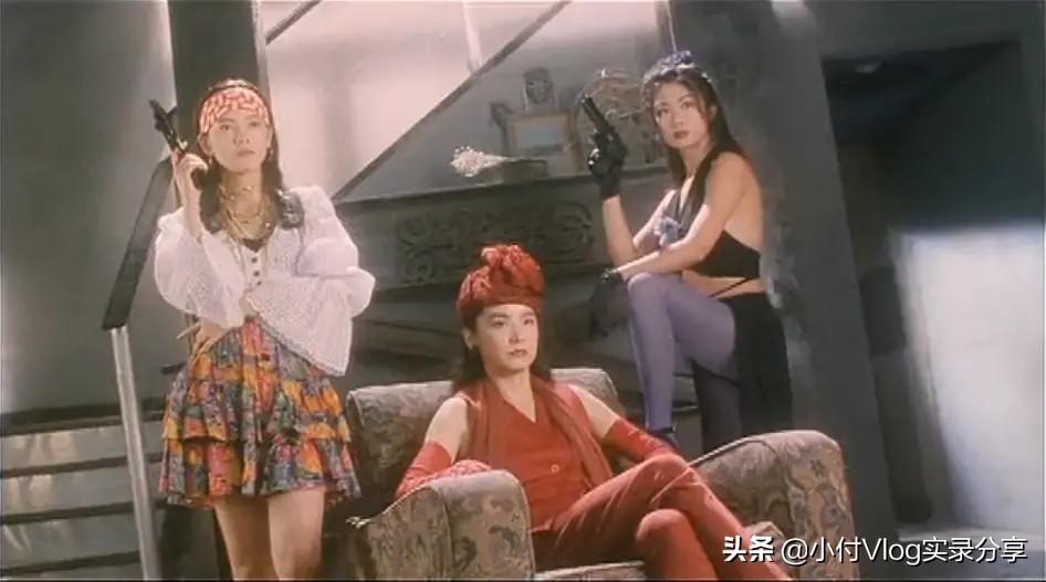 张卫健任达华梁家辉的电影,黑豹天下任达华梁家辉秀抽烟