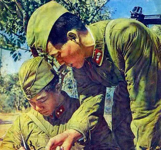 我军唯一一次战场换装,中国人民解放军历经几次换装