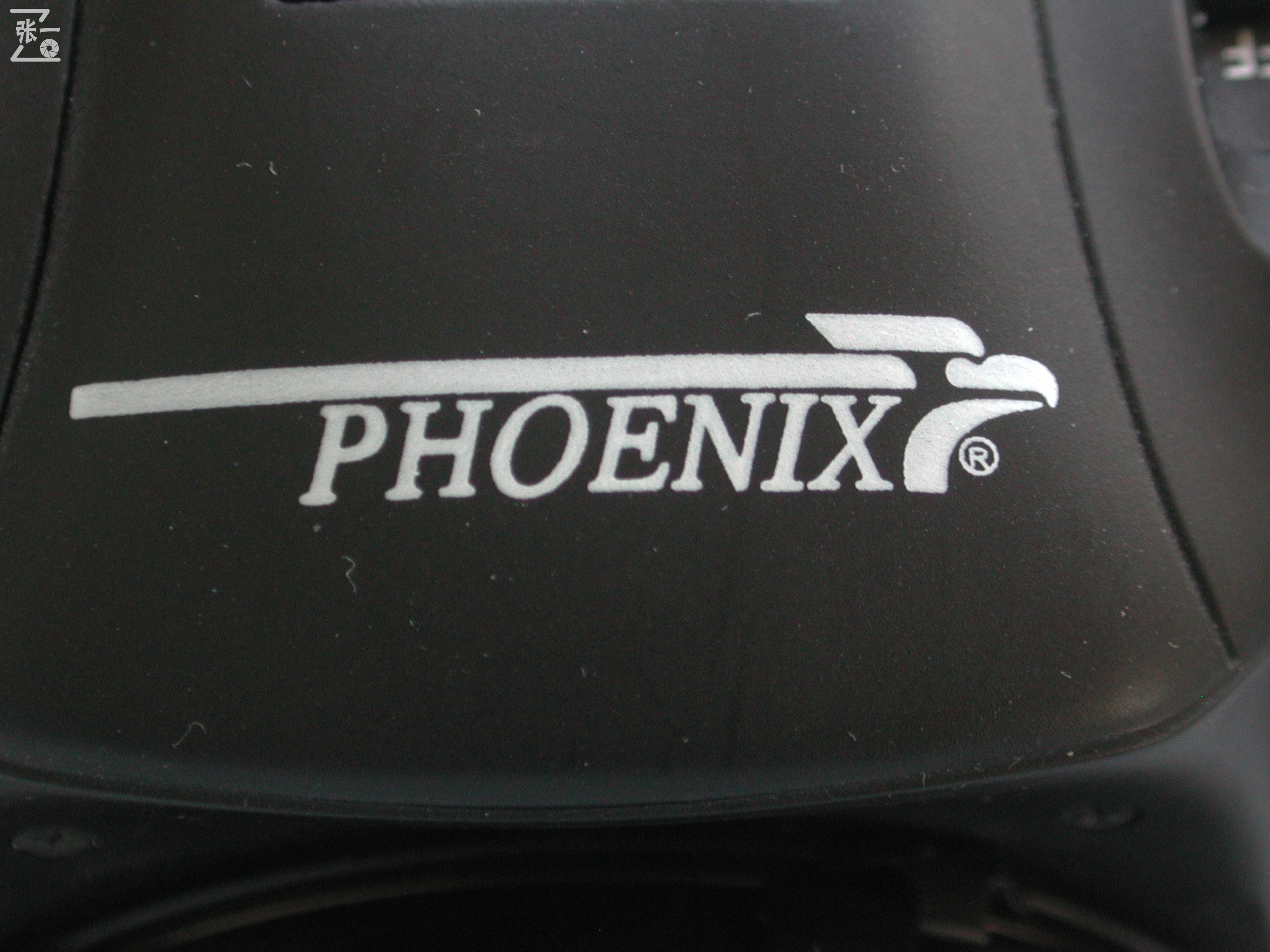 上海海鸥为美国贴牌生产的PhoenixP-5000单反相机