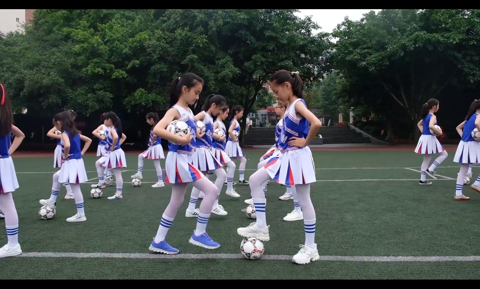 魅力足球逐梦未来儿童绘画,校园足球风采展