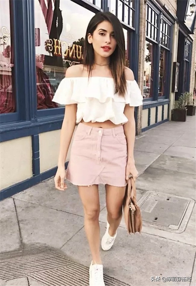 嫌弃T恤老土，换上一字肩上衣！为你的造型解腻