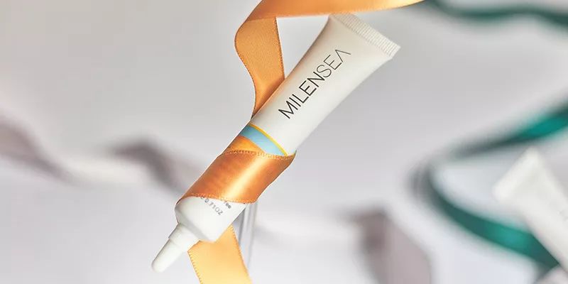 长痘后脸上坑坑洼洼？怎样才能去除痘坑？