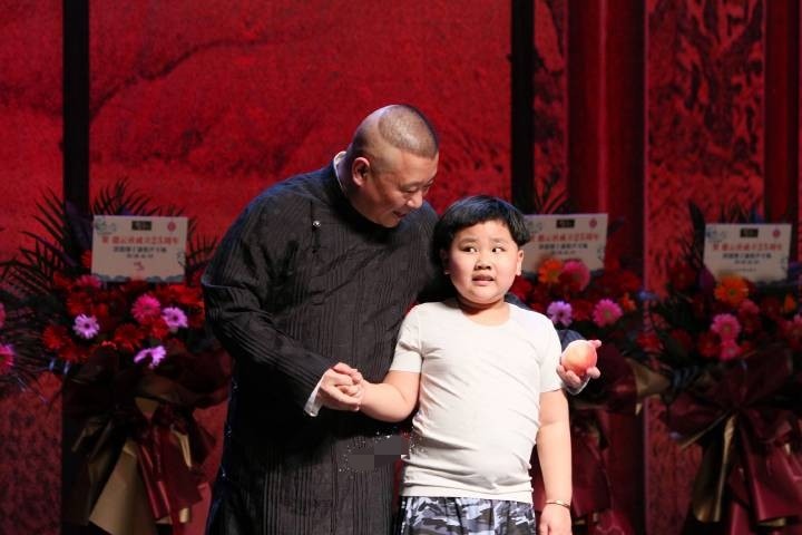 郭德纲50亿身价,郭德纲跳芭蕾