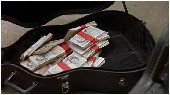 100元网购「俄罗斯新娘」？这顶级女神片看酸了