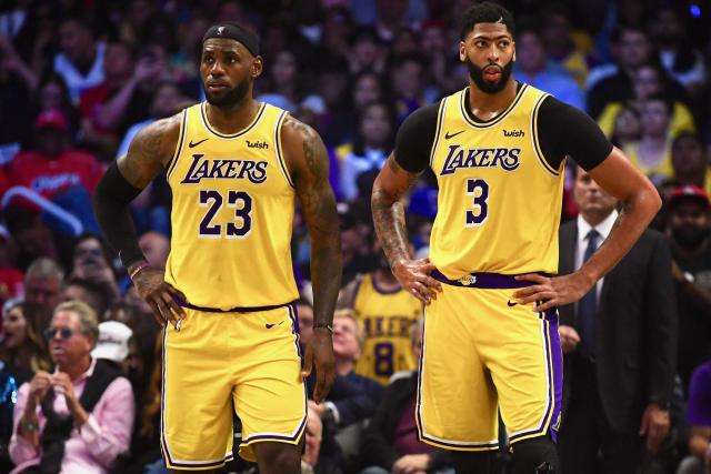 戴维斯回应詹姆斯消息,戴维斯争议判罚