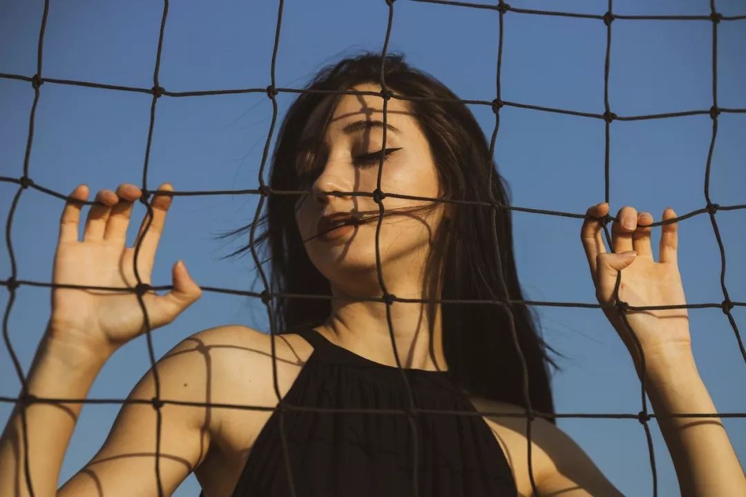 爱人之间不要做的太过分,爱人和做自己的事可以同时兼顾吗