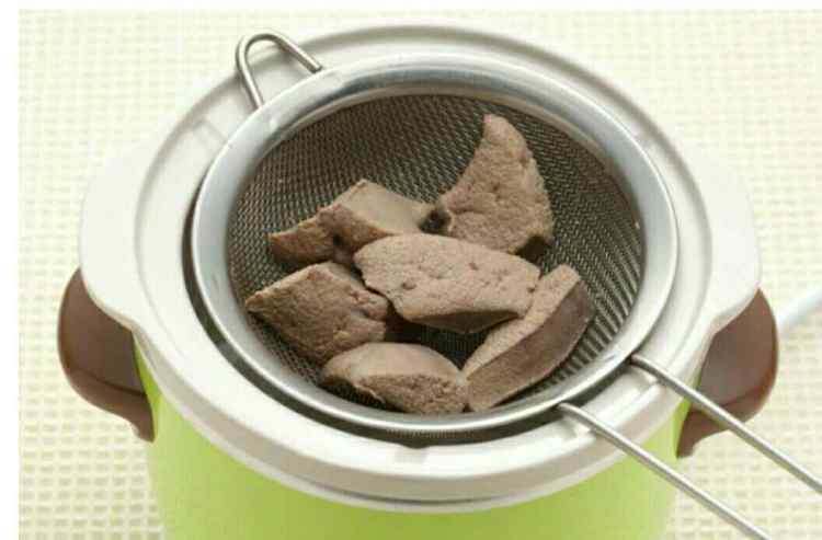 哺乳期不吃高蛋白食物有影响吗,母乳喂养不能贪吃的食物