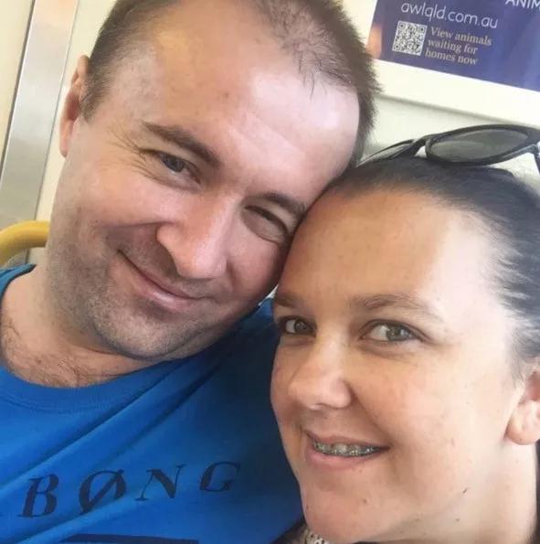 用棉签掏耳朵的危害动画,用棉签掏耳朵对身体有害吗