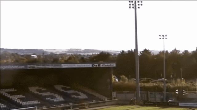 ai摄像误认裁判光头为足球,把光头当足球