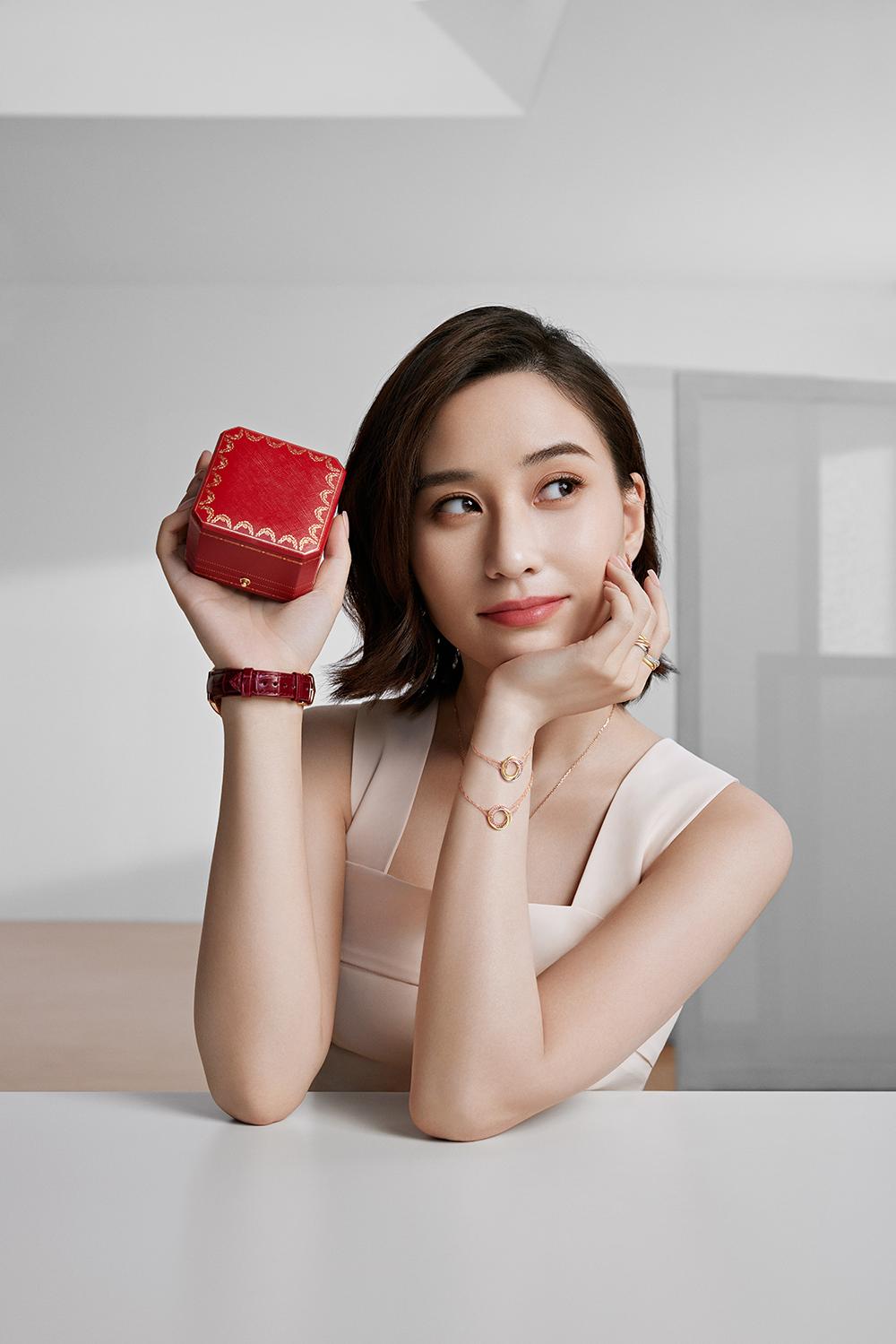 RR·TRENDS|赏浪漫诗词，看腕颈星光