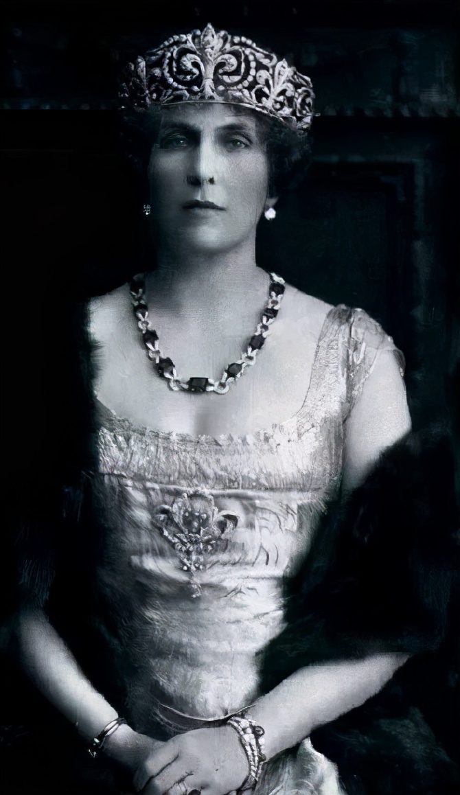 阿方索十三世和伊莎贝拉,阿方索十三世和皇马