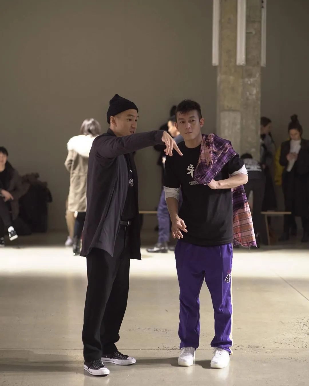 华裔男穿搭,华裔男士穿搭