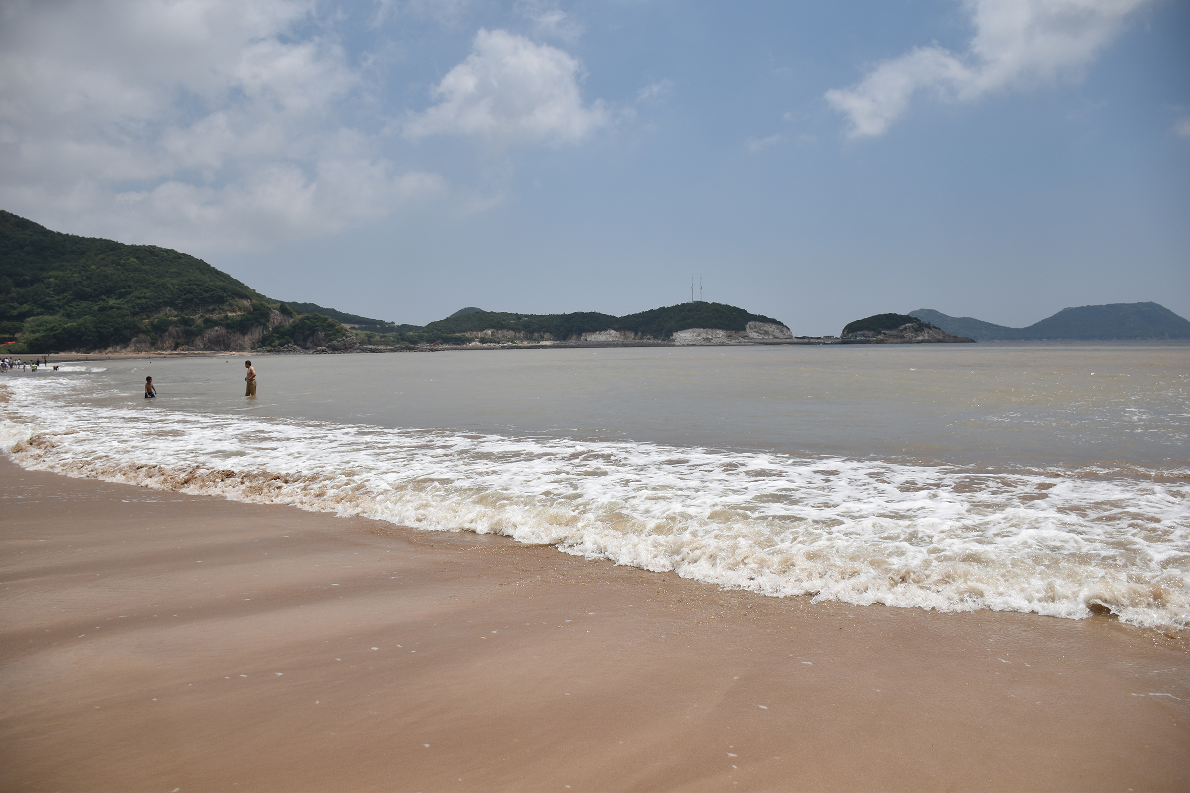 浙江沿海海水为什么浑浊,浙江近海的海水为什么黄色