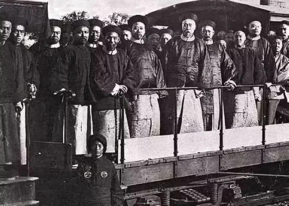 圣诞节属不属于我国传统节日,圣诞和元旦中间有其他节日吗