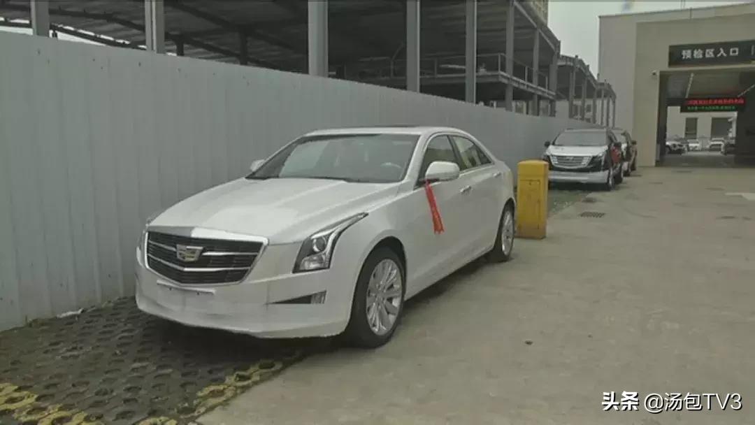 新车不到三个月高速上出故障车主要求按三包退车