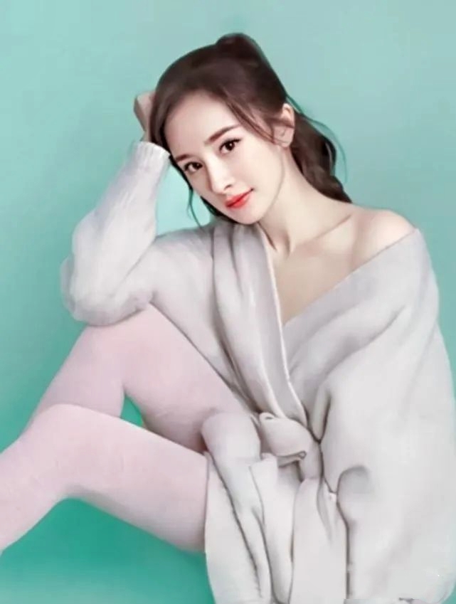 今年流行的黑袜,时尚潮流黑袜