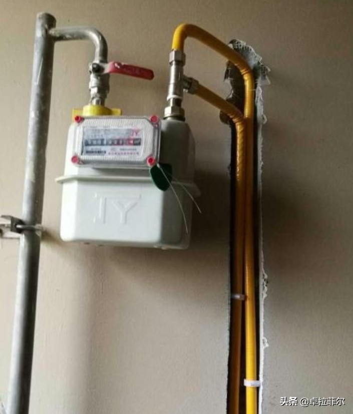 天然气管道可以穿过承重墙吗,天然气管道能穿墙吗