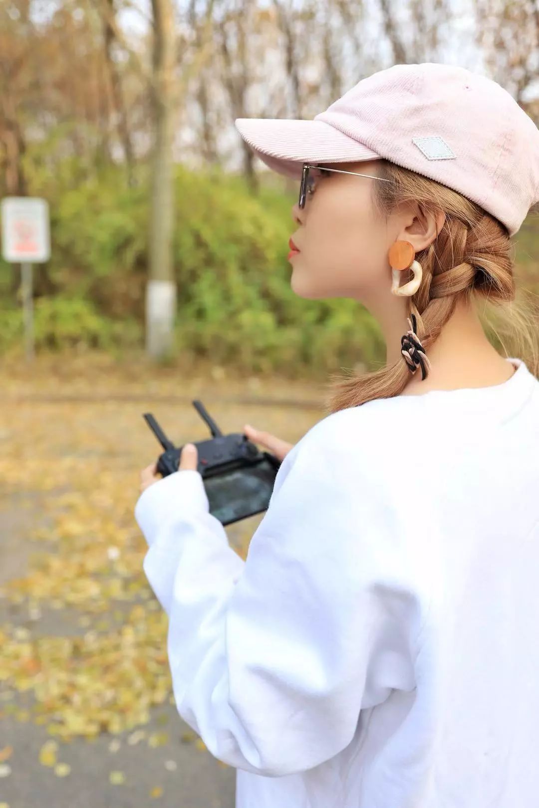 大疆“御”MavicAir，你见过可以塞进口袋的随行无人机吗？