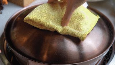 椰椰椰！这家人气椰子鸡专门店，光是汤底就喝饱了