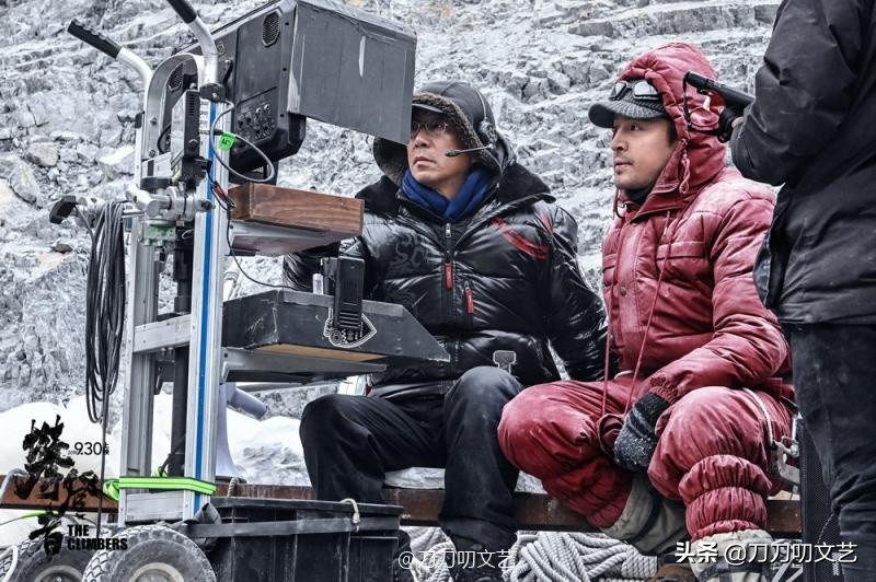 胡歌与攀登者原型互动满屏,攀登者胡歌幕后