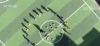 教诗歌的语文老师，带出了一支足球队！还整挺好