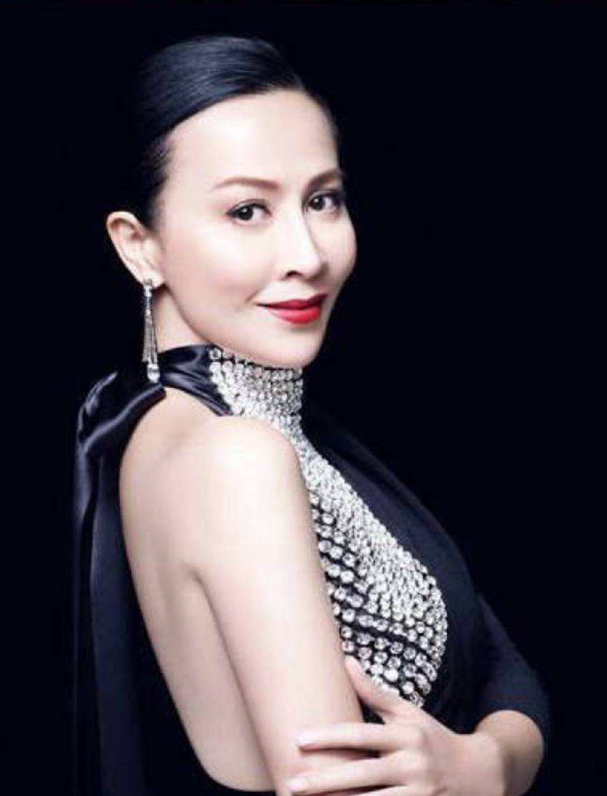 刘嘉玲晒梁朝伟嘟嘴照,刘嘉玲晒梁朝伟照片