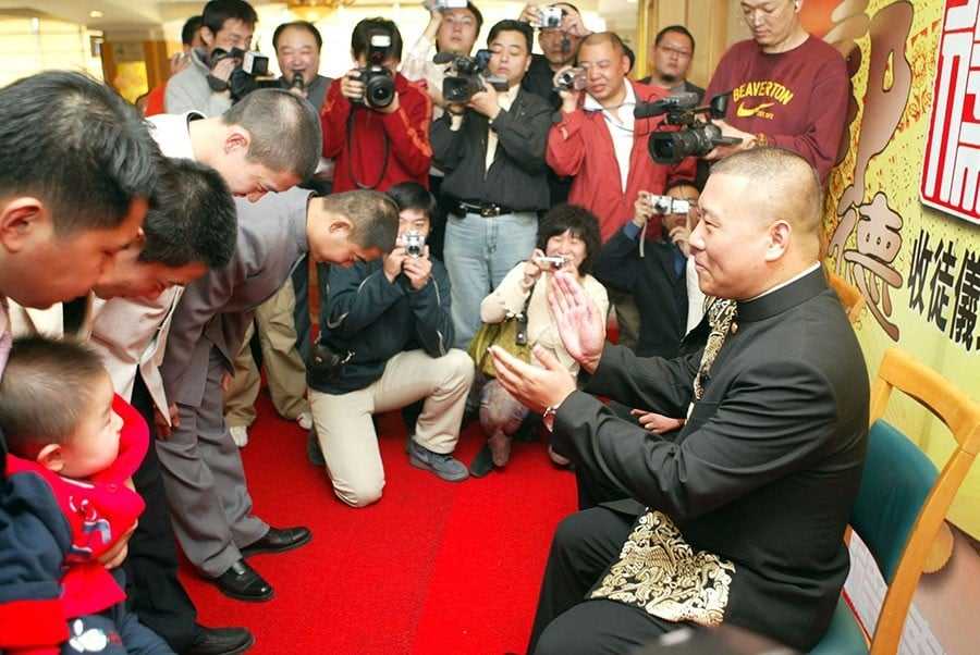 侯耀文德云社拜师仪式,德云社参加侯耀文告别仪式