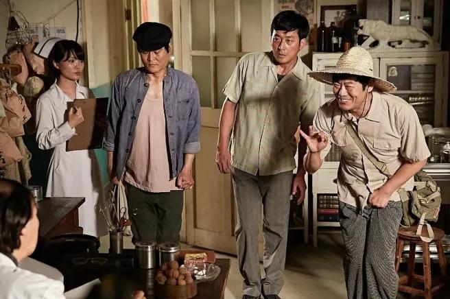 剖析余华许三观卖血记,余华许三观卖血记深度解析