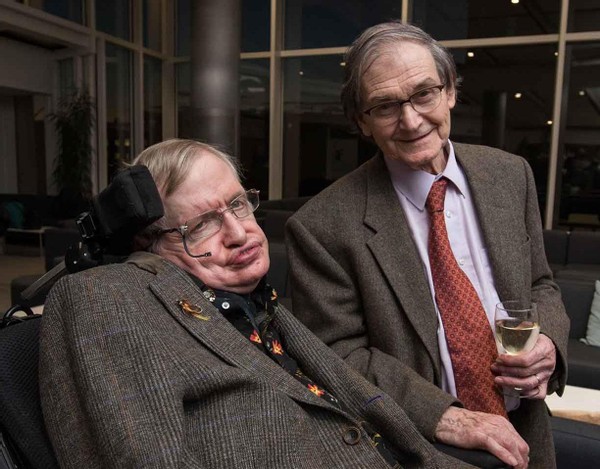 宇宙中的黑洞到底有多大,宇宙里的黑洞是不是不一样的世界