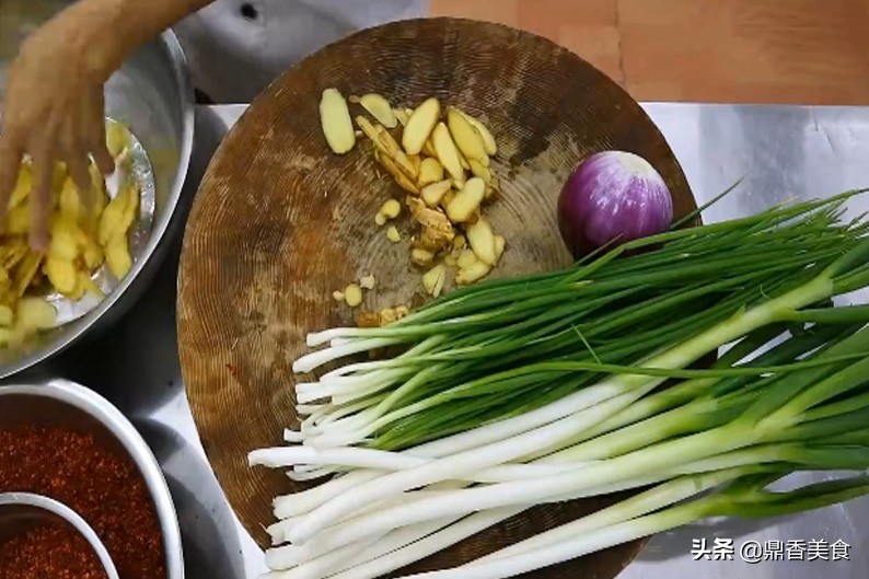 香辣红油自己做可以放红曲粉吗,香辣红油制作绝密配方视频