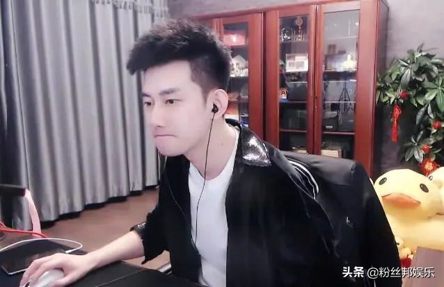 yy阿哲和七夜,yy七夜怎么出名的