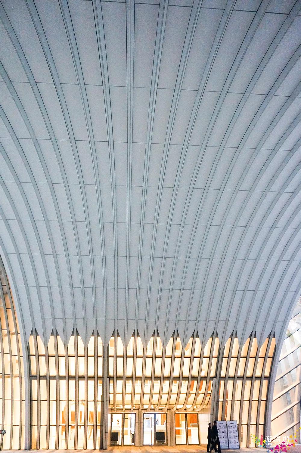 又是看完想去系列!深圳这个高颜值新地标,地铁直达还免费