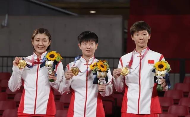 邓亚萍国乒总决赛视频,邓亚萍日乒年轻一代对国乒是挑战