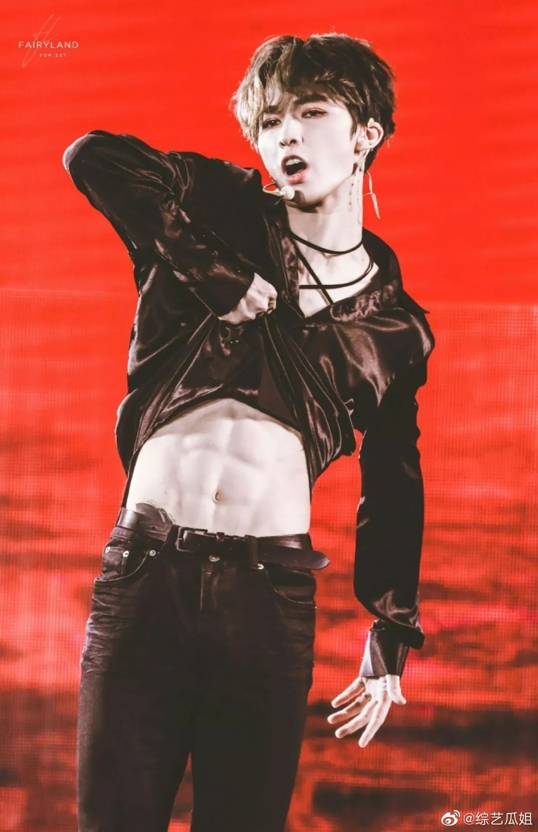 亲爱的热爱的韩商言腹肌,韩商言露出全部腹肌