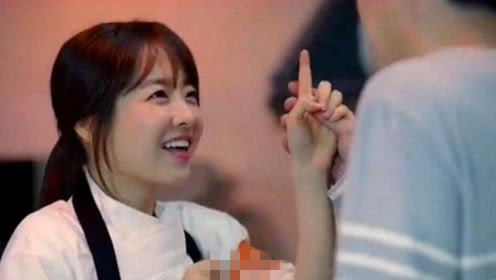 女人和你开四种玩笑大概率喜欢你,女生对你有意思开这三个玩笑