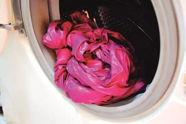 羽绒服强力去污渍免洗清洁神器,羽绒服清洁污渍黑科技