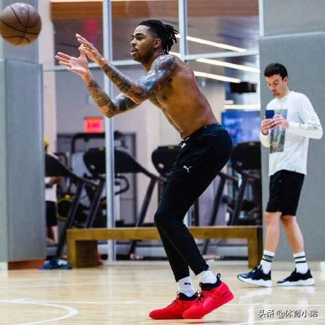 匡威签约过哪些篮球明星,韦德新秀赛季勇士