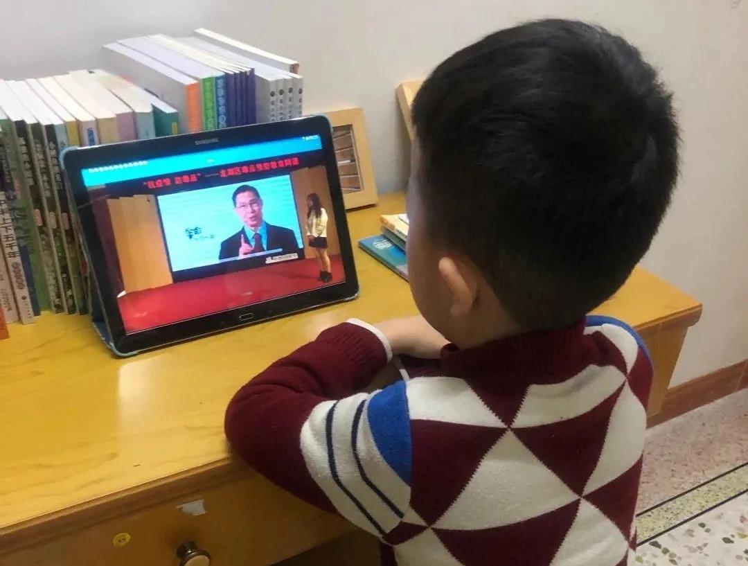 【禁毒工作】战“疫”楷模为禁毒发声，“钟南山宣言”传遍大街小巷