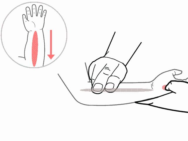 小儿疱疹性咽峡炎怎么治疗好得快,宝宝疱疹性咽峡炎怎么快速退烧