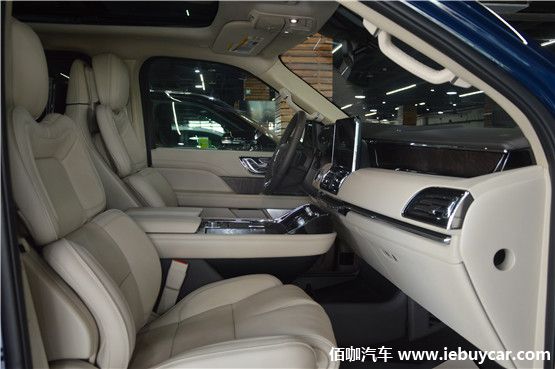 林肯领航员升级七座蓝色内饰,18款林肯领航员颜值控震撼来袭