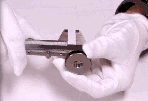 高精度游标卡尺怎么用,机械的游标卡尺带表