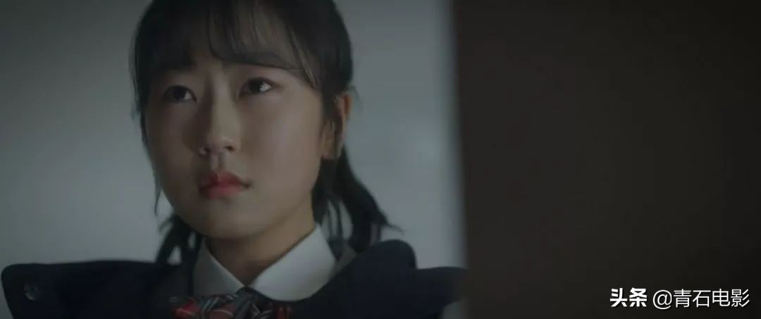 秋瓷炫时隔9年重回韩剧,《天空之城》后力作,气氛令人毛骨悚然