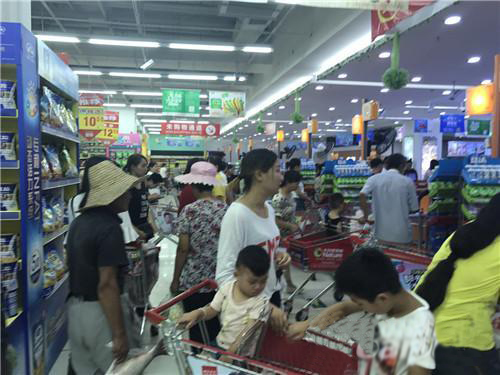 北城世纪金源购物中心名创优品,北城世纪金源购物中心丰巢