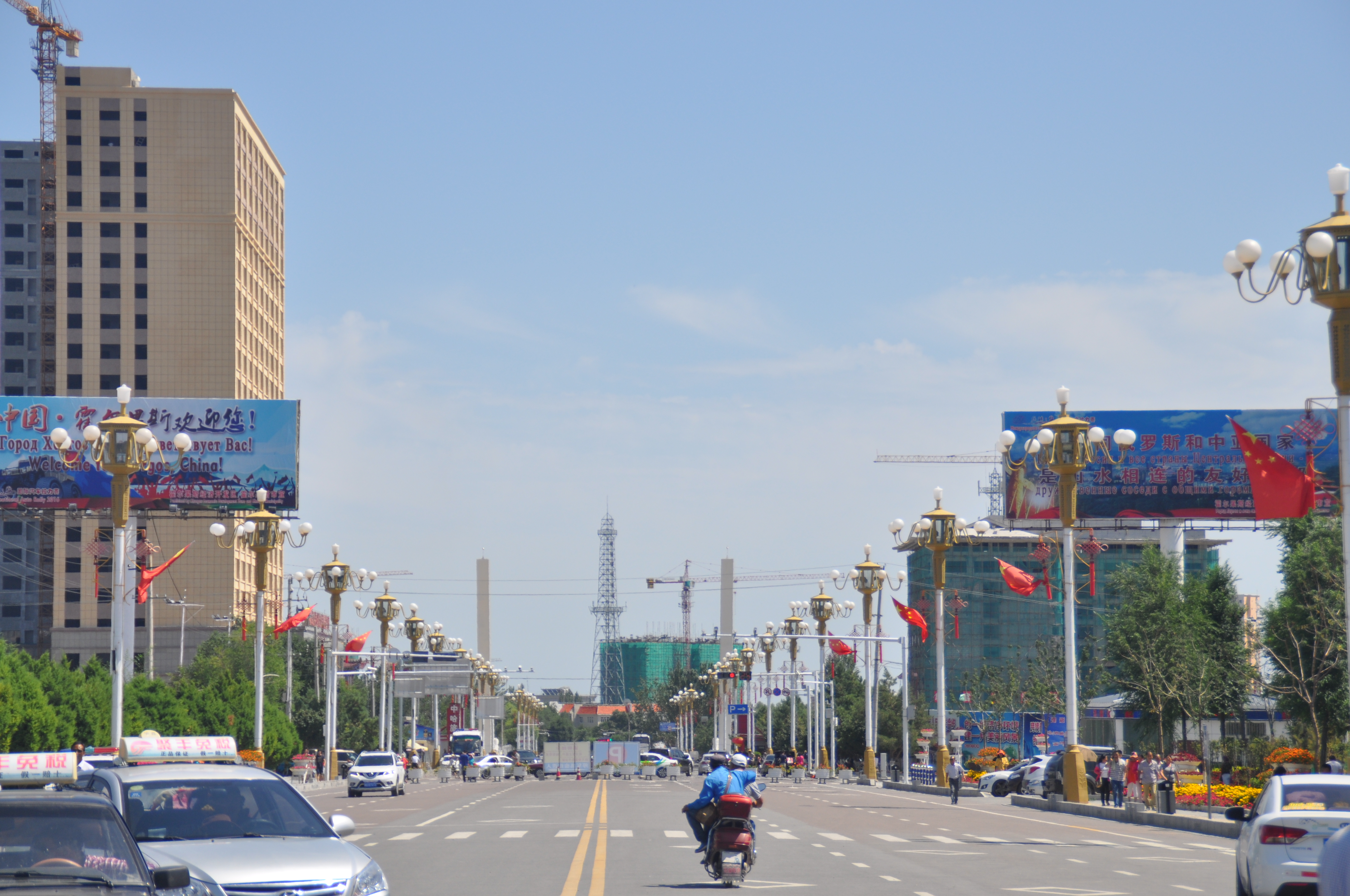 很早的一次霍尔果斯口岸旅行,霍尔果斯口岸之旅